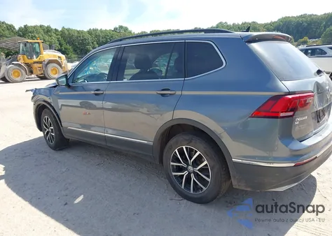 2021 Volkswagen Tiguan 2.0T Se/2.0T Se R-Line Black/2.0T Sel z USA, uszkodzony, nr VIN 3VV2B7AX4MM021283